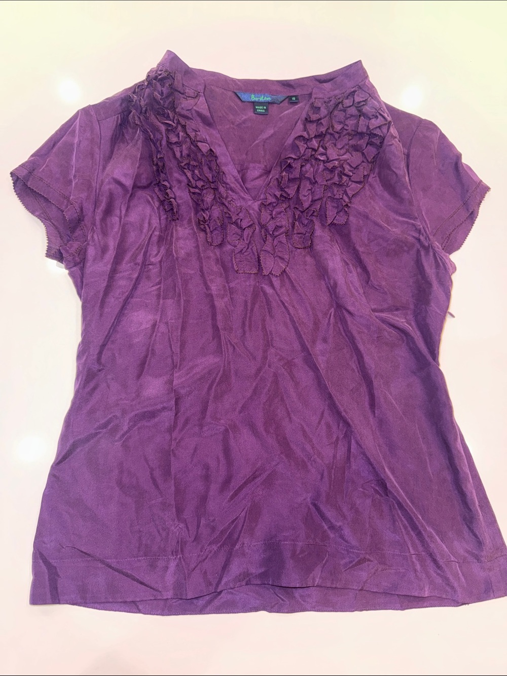 Boden Purple Ruffle V-Neck 100 silk size 10